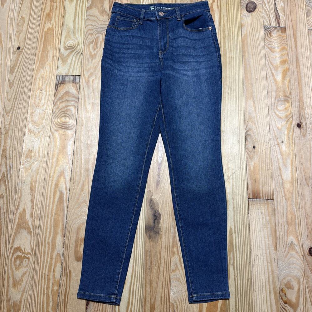 No Boundaries Jeans Women 7 Blue Skinny Leg Dark Wash High Rise Denim